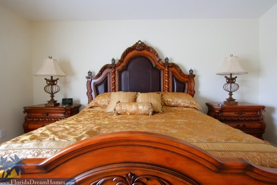 http://floridadreamhomes.com/custimages/755-7.JPG